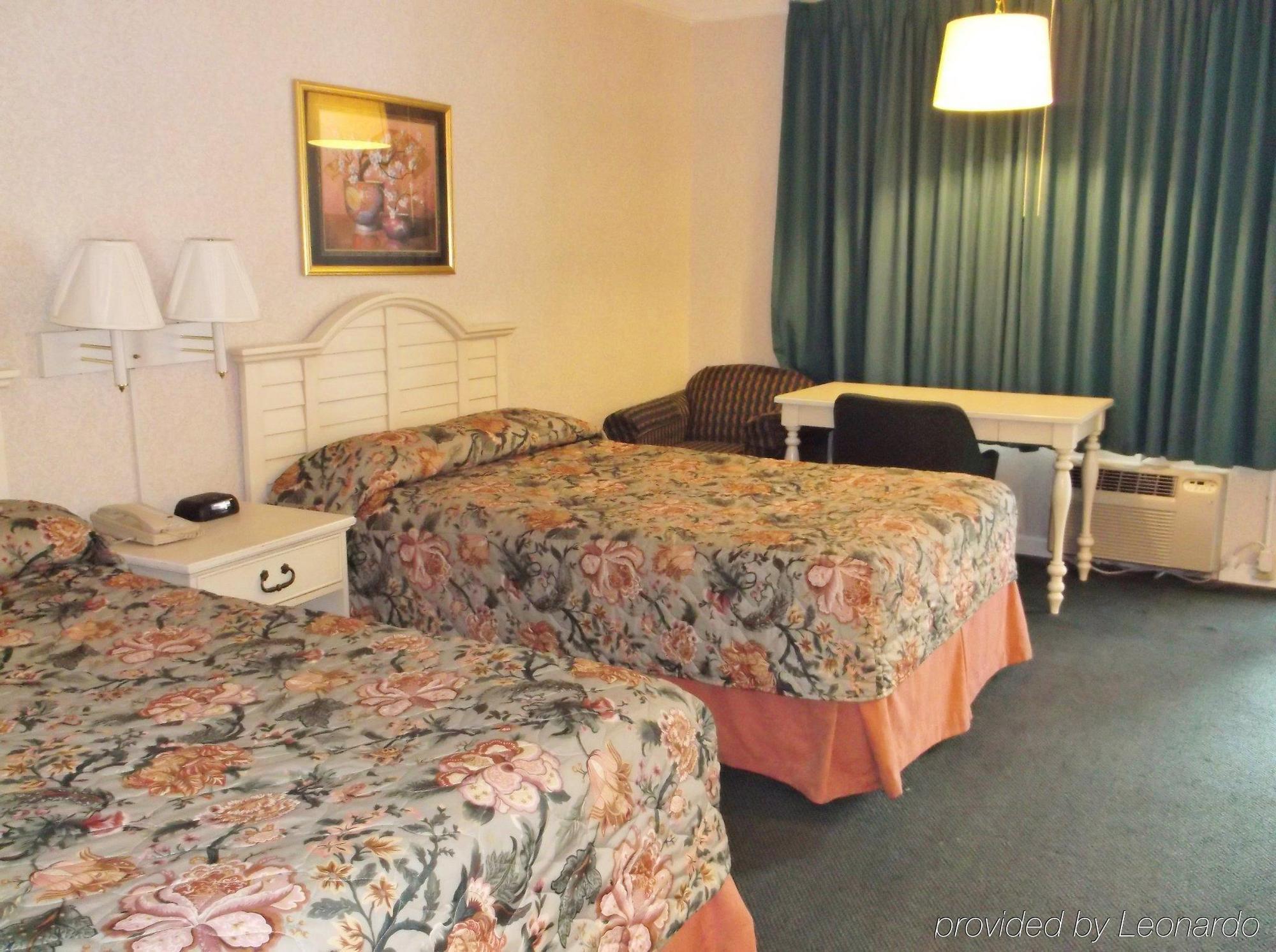 Azalea Inn & Suites Вілмінгтон Екстер'єр фото